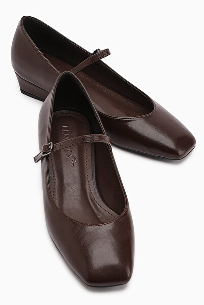 Limoya Yuphin Brown Short Heeled Belted Women's Heeled Shoes