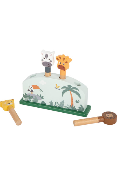 Small Foot Shape and Jumping Animals Game "Safari"