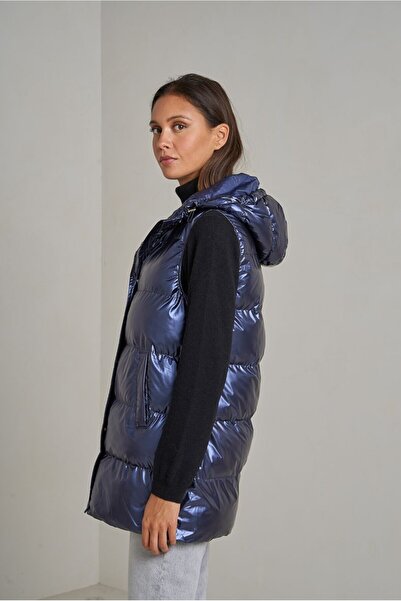 About You Navy blue metallic sleeveless midi vest, Levy