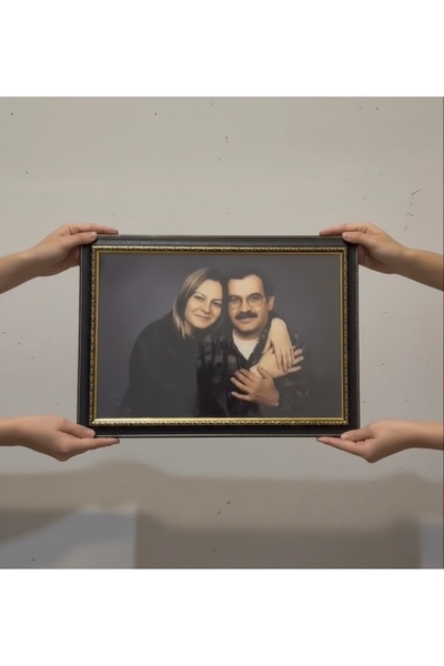 Shop Asiyan ÇERÇEVELİ FOTOĞRAF BİRLEŞTİRME (21x30) hediye, kişiye özel