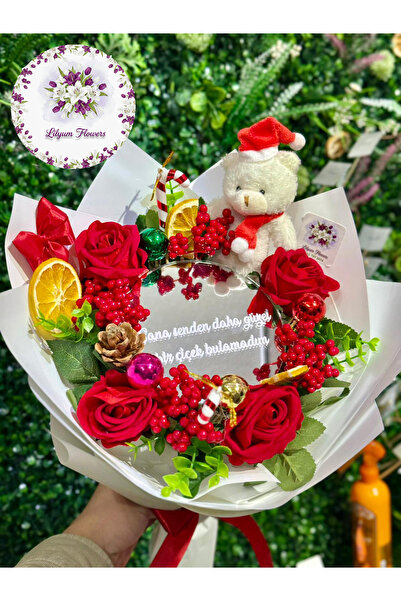 Lilyum Flowers Aynalı Kokina Buketi - Kırmızı Gül & Kokina & Yılbaşı Ayıcığı (Beyaz)