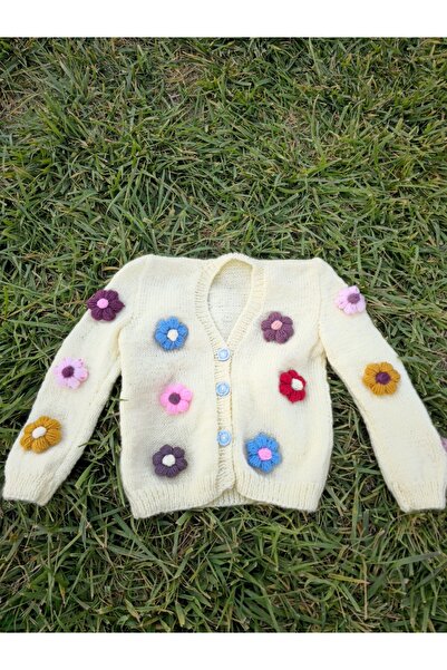 DuRu LiNe 🌼 El Örgüsü Çiçek İşlemeli Bebek Hırkası – 3 Yaş, Özel El İşçiliği