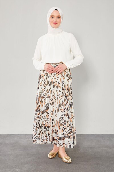 Levidor Camel Leopard Patterned Pleated Skirt