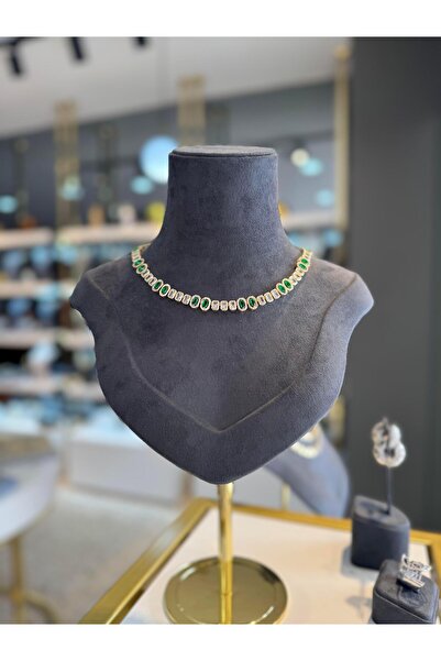 neslyaccessories Emerald green stone adjustable chunky ring