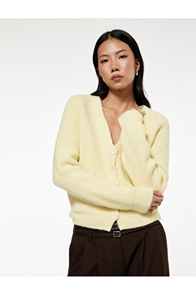 Koton Long Sleeve Buttoned V-Neck Plush Knitwear Cardigan