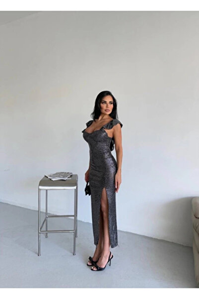 Çamaşır Kenti YIRTMAÇLI ELBİSE