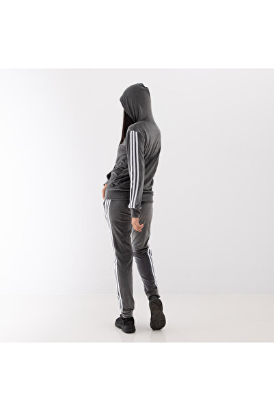 ElectraStore Adidas Looks Velvet Tracksuit