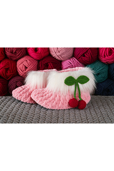 örgü ✨ Pelüş Çilek Detaylı Ev Botu – Bebek & Çocuk ✨