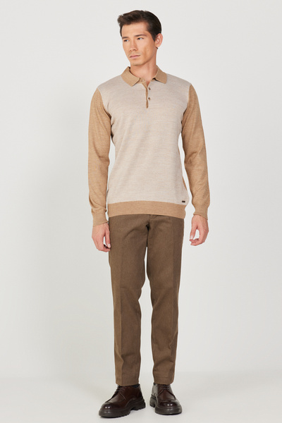 ALTINYILDIZ CLASSICS Πλεκτό πουλόβερ με λαιμόκοψη πόλο από μάλλινο και εκρού χρώμα, κανονική εφαρμογή και κομμένη εφαρμογή