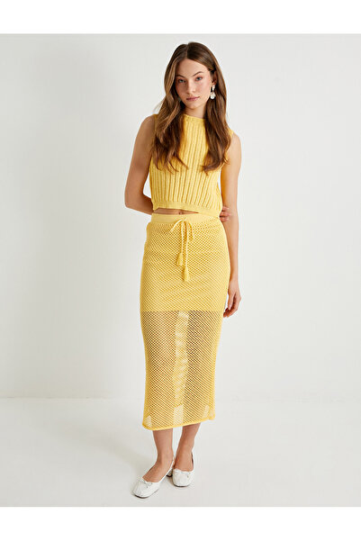 Koton Fusta midi croșetată tricotaj cu aspect dantelat cu căptușeală și detal...