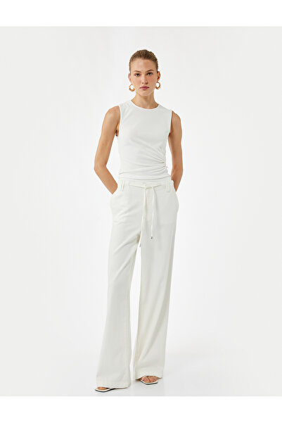 Koton Crew Neck Sleeveless Blouse with Accessory Detail