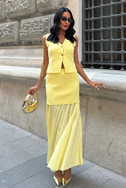 Kanonik Education Knitwear Set with Vest and Pleated Skirt 10001