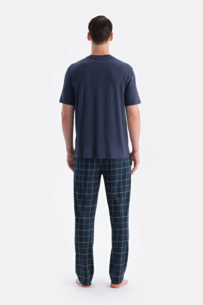 Dagi Navy Blue Pat and Pocket Detailed Three-Piece Suit