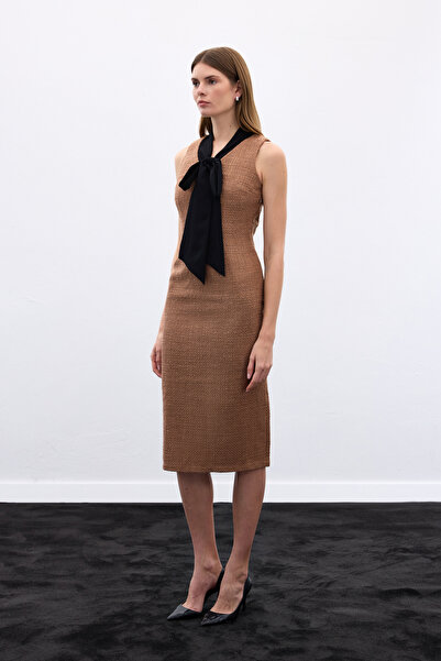 Sateen Sleeveless Tweed Dress with Scarf - Caramel