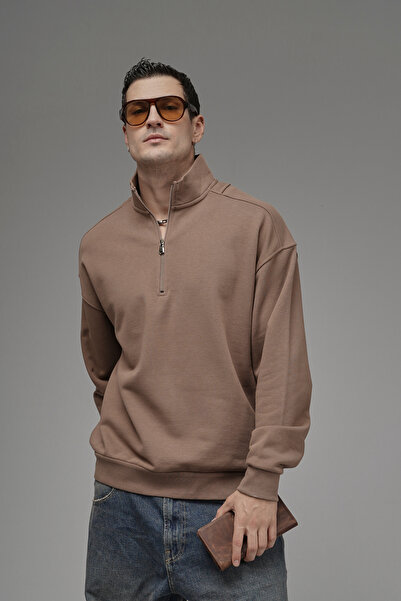 Butik Trend Biz Mock Neck Zippered Embroidered Back Oversized Sweatshirt