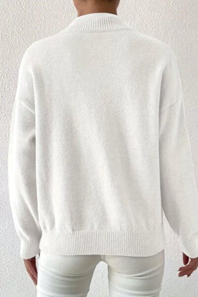 Mossta Bluză tricotată cu gât roșu - albă