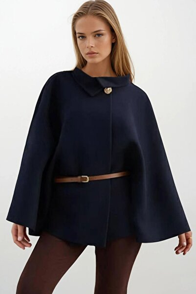 VAGGON معطف نسائي باللون الأزرق الداكن بأزرار ذهبية وحزام كاشي Vs01678