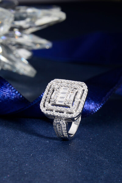 Innuendo Jewelry 925 AYAR GÜMÜŞ BÜYÜK KARE BAGET YÜZÜK