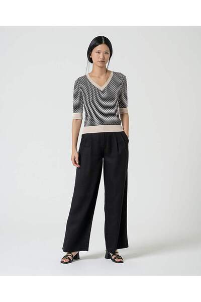 Surkana Pulover cu mânecă scurtă și decolteu în V - Negru - S