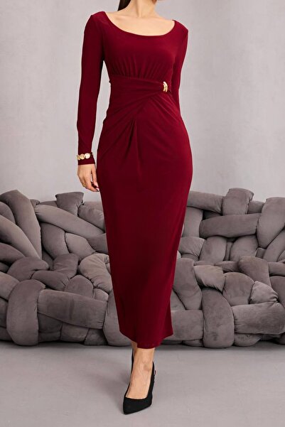 VAGGON Γυναικείο φόρεμα με λεπτομέρεια με αγκράφα σε μπορντό χρώμα ντραπέ Midi φόρεμα Vs01669