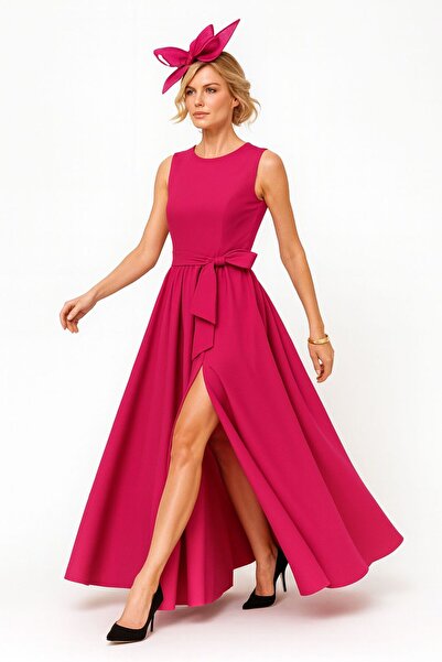 ALYEL NAKER Sırtı V Dekolteli & Önden Yırtmaçlı Fuşya Tafta Kolsuz Maxi Elbise