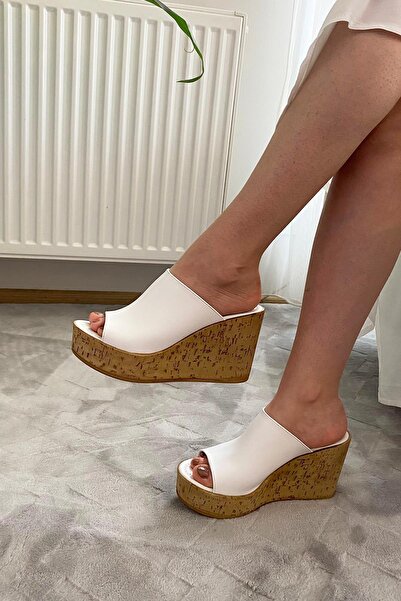 asmi shoes Women's Holi White 10 cm Padded Cork Sole Slippers