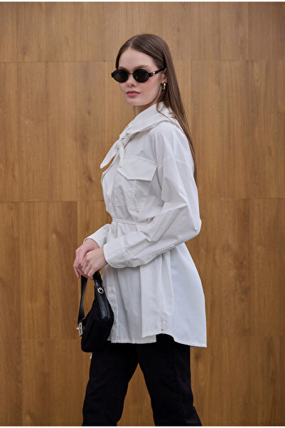 Birgül Bektaş Λευκό πουκάμισο με διπλή τσέπη με χαλαρή εφαρμογή
