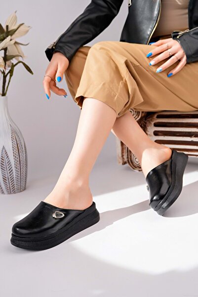 bulutmod BA04597 Siyah Cilt Kadın Önü Kapalı 4 Cm Sabo Terlik - 40