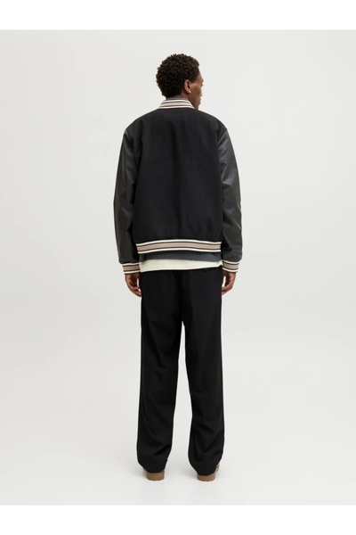 Jack & Jones Men's jacket, MEADOWS COLLEGE BOMBER, with slant pockets without zipper, snap closure