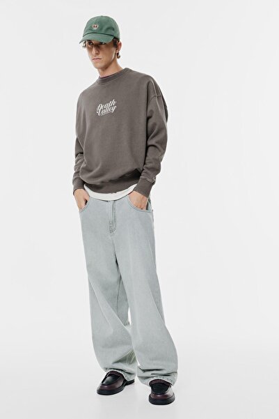 Pull & Bear Wolves crew neck sweatshirt