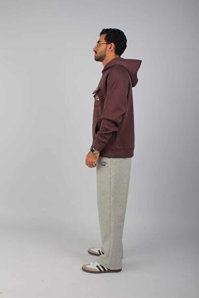 Red Planet A hoodie with a finger hole, made of a distinctive and elegant material.