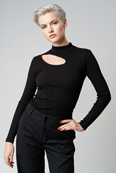Giyimodam Turtleneck Ribbed Knit Cut Out Detailed Blouse - Black