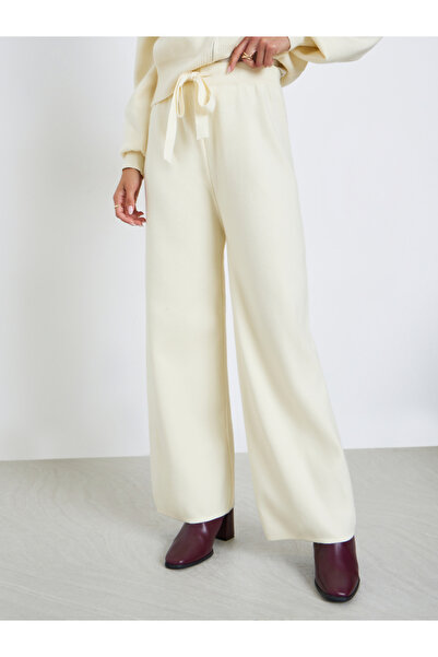 Styli Off White Knitted Sweater and Pants Co-ords