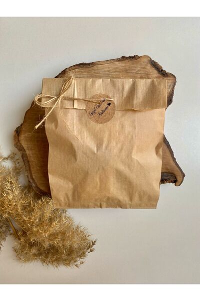 Miniminiksdesing Children's Baby Buckle with Knitted Flower Accessories