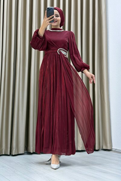 Matik Abiyem Sofia Fabric Stone Detailed Evening Dress