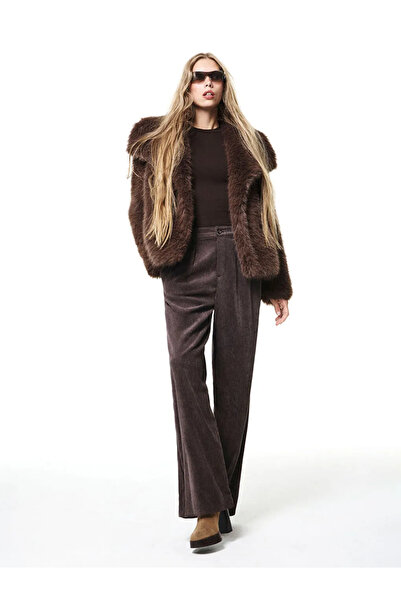 LC Waikiki Pantaloni de damă din catifea cu potrivire lejeră