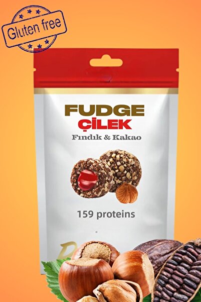 balanu كرات الفاكهة المغطاة بالفودج بالفراولة واللوز 110 جرام × 3 قطع