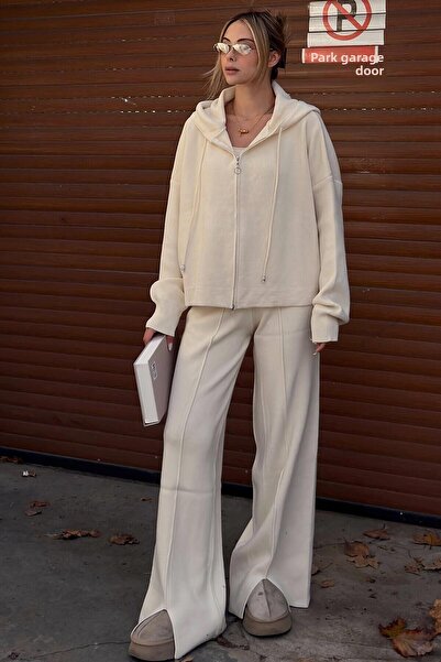 Swist Bézs színű, kapucnis kardigán-nadrág, túlméretezett női kötöttáru alsó felső szett