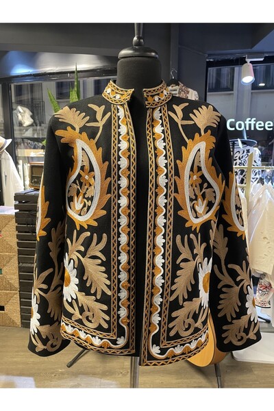 By-esq سترة نسائية مطرزة بأكمام طويلة ومزينة بالزهور