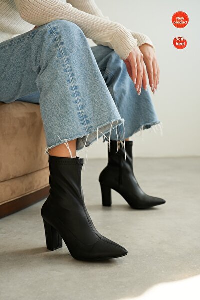 Savves Μαύρες δερμάτινες μπότες με μυτερό τακούνι με μεσαία ραφή