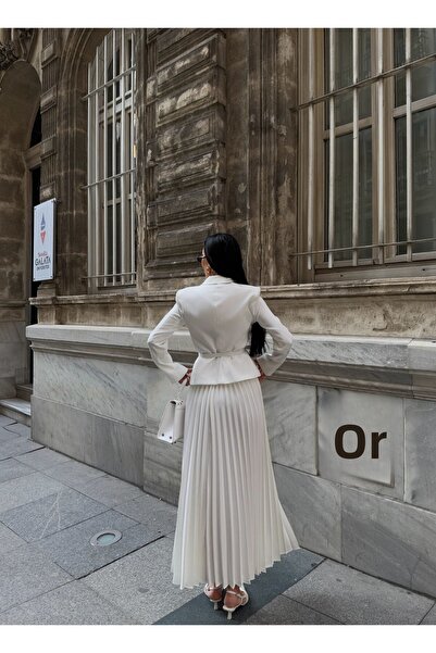 Rabury Butik Elizabeth arany öves-gombos blézer dzseki és rakott szoknya szett