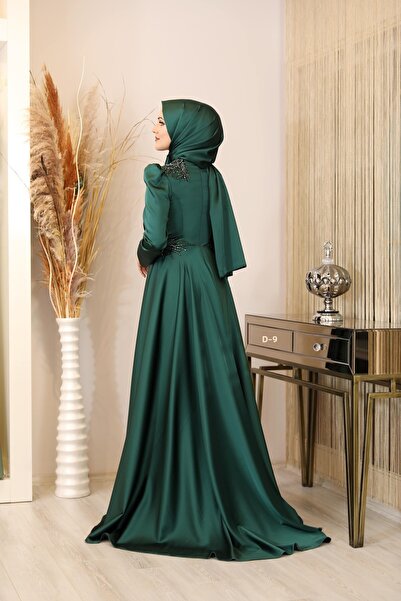 Surikka Βραδινό φόρεμα Hijab Karaca με ντραπέ στο μπροστινό μέρος, σμαραγδί