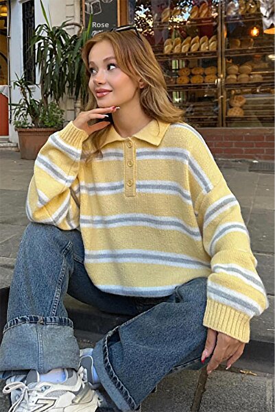 Madmext Женски трикотажен пуловер с жълт поло яка и ивици Mg2469