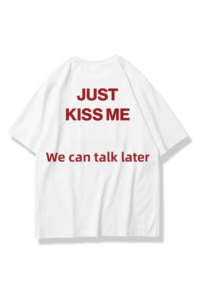 Trendiz Λευκό μπλουζάκι Unisex 'Just Kiss Me'