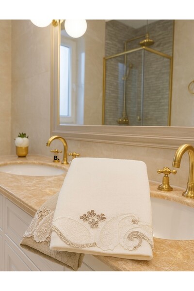 Çeyiz Bahçesi مجموعة مناشف مخملية لشال المهر