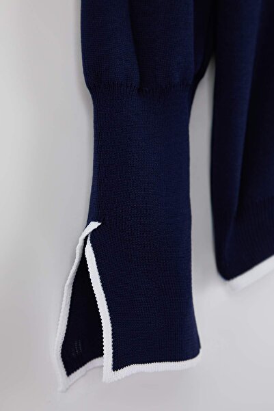 Trendyol Curve Navy Blue Button Detailed Striped Knitwear Cardigan Tbbaw24Av00014