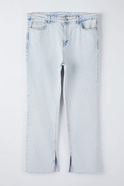 Trendyol Curve Blue High Waist Slit Detailed Flare Fit Plus Size Jeans Tbbaw26Cj00000