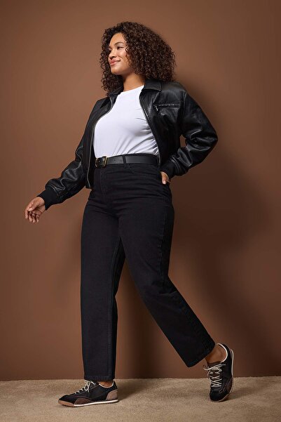 Trendyol Curve Black High Waist 90S Straight Fit Plus Size Jeans Tbbaw26Cj00052