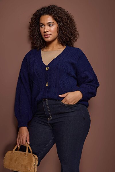 Trendyol Curve Синій светр з плетеним візерунком, V-подібним вирізом і ґудзиками TBBAW23AV00085