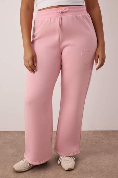 Trendyol Curve Σετ αθλητικής φόρμας με ροζ κουκούλα με ανάγλυφο σχέδιο, πλεκτό σε μεγάλο μέγεθος TBBAW26TS00009